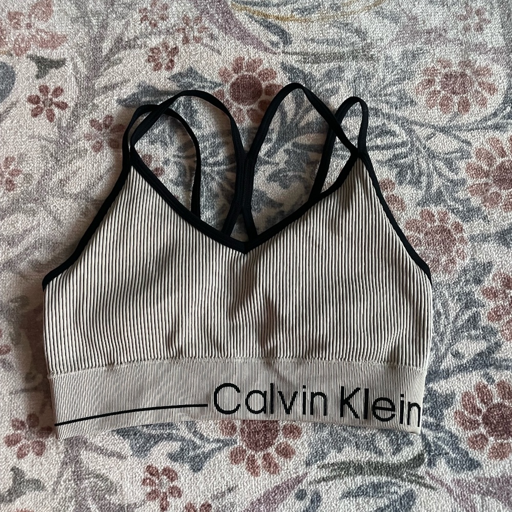 Calvin Klein V-Neck Ribbed Sports Bra, Size S